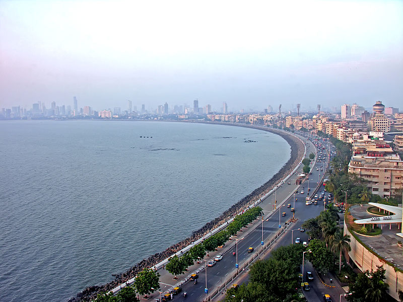 Marine Drive - places to visit in mumbai