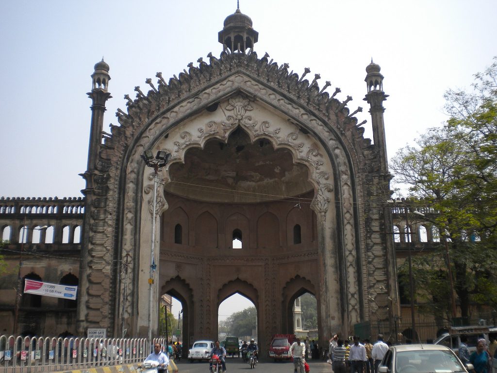 Rumi Darwaza - places to visit in Lucknow